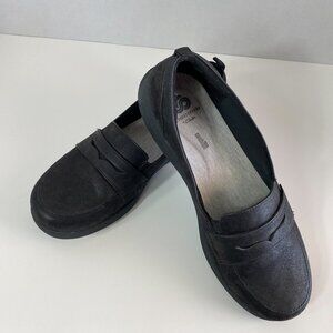 Clarks Women's Black Cloudsteppers Loafers SZ 11M